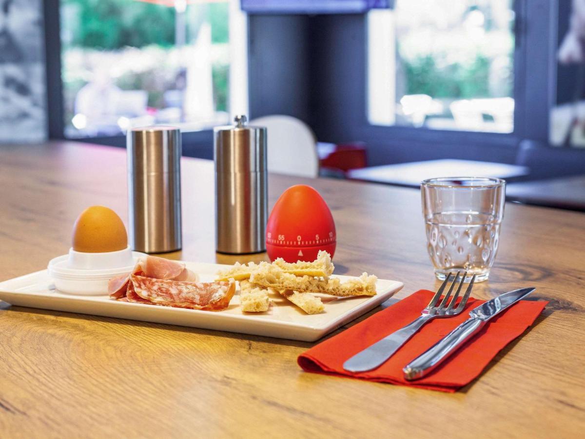 Ibis Mulhouse Ile Napoleon Hotel Sausheim Exterior photo
