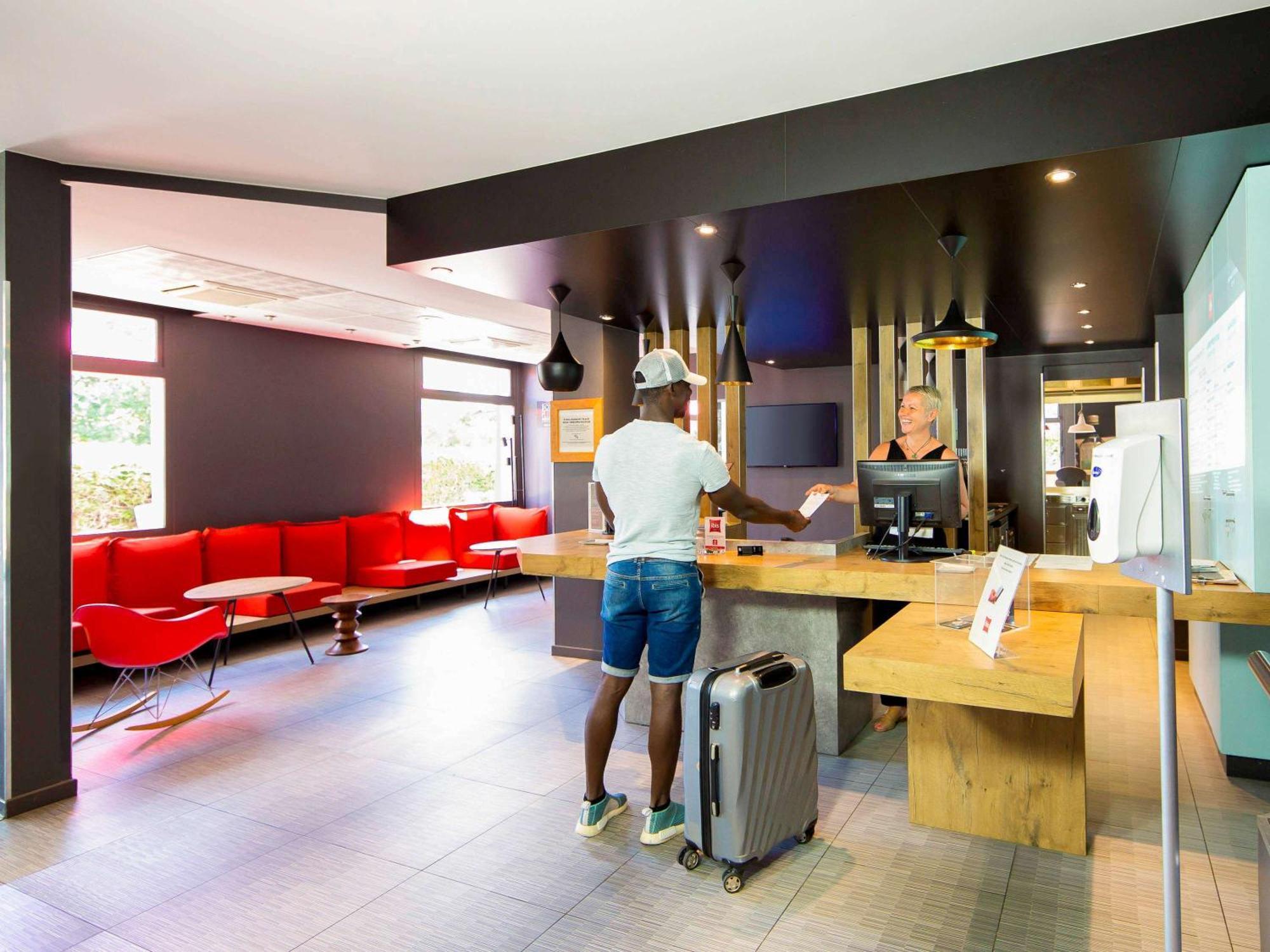 Ibis Mulhouse Ile Napoleon Hotel Sausheim Exterior photo