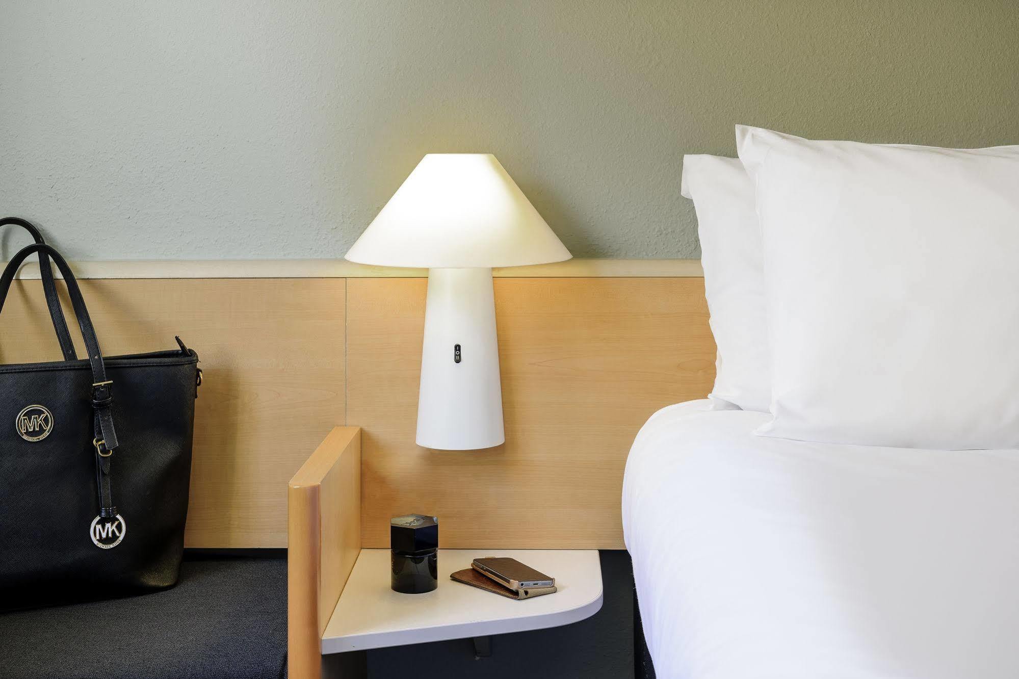 Ibis Mulhouse Ile Napoleon Hotel Sausheim Exterior photo